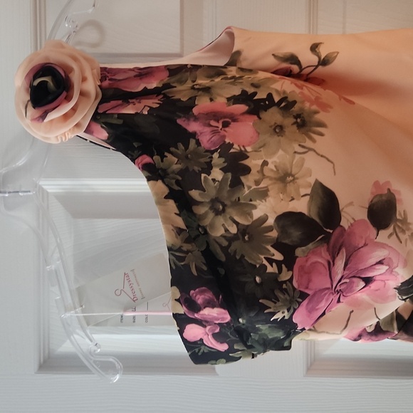 Floral One-Shoulder Gown - Picture 3 of 12